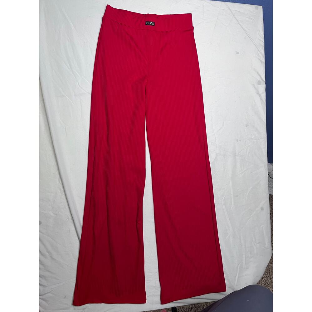 FIVE Red Ribbed Wide Leg Pull On Pants Women’s Medium